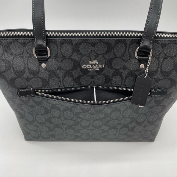 Coach Tote - Picture 6 of 13